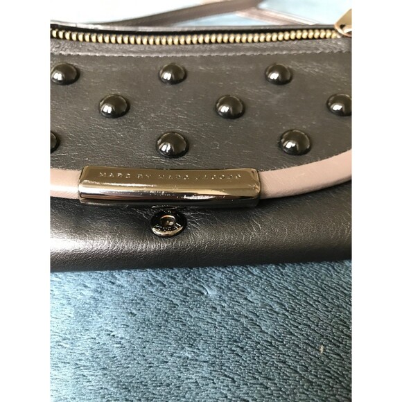 MARC BY MARC JACOBS wallet on chain crossbody with studs - Picture 11 of 11